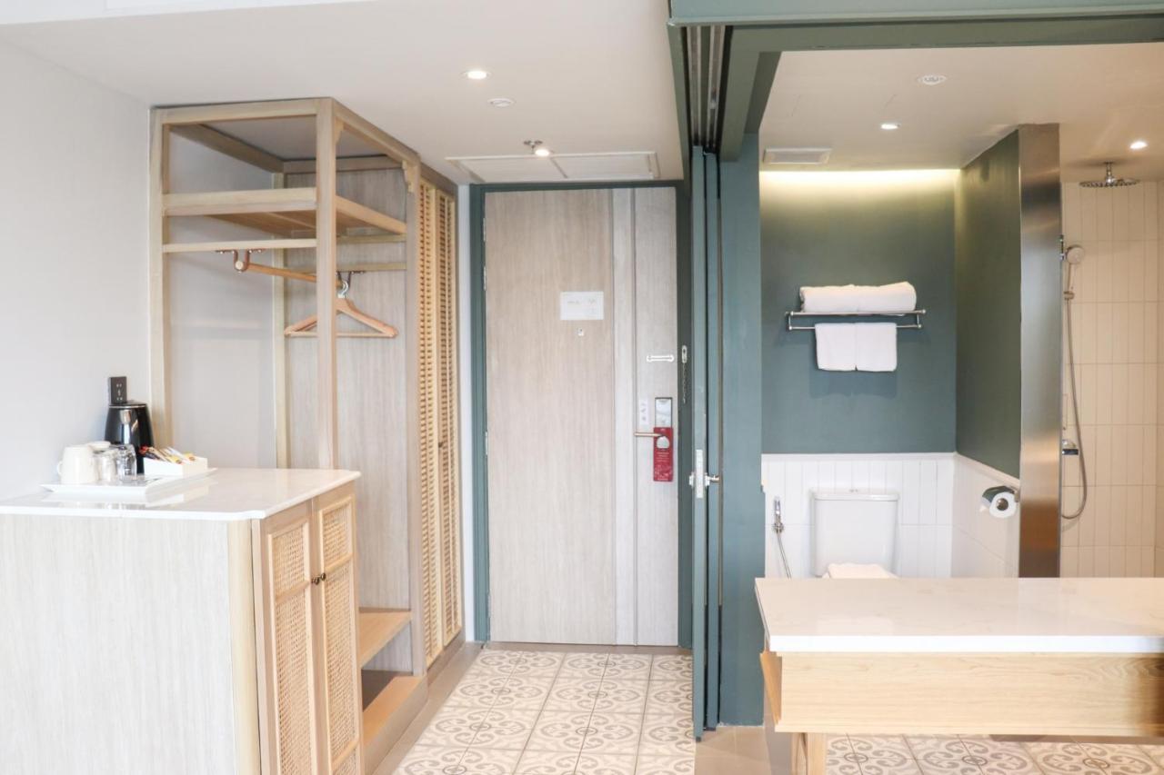 โรงแรม The Quarter Chaophraya By Uhg 4*